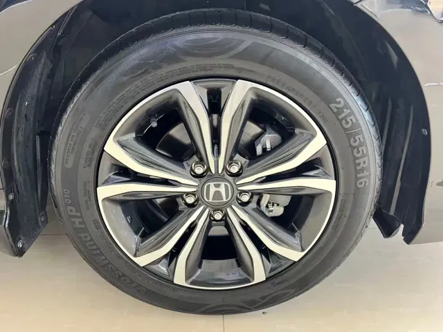 Honda Crider — Фото автомобиля 23