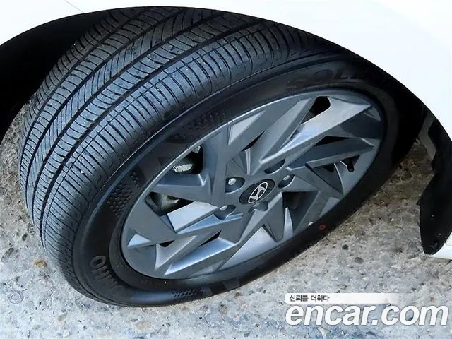 Hyundai Avante — Фото автомобиля 5