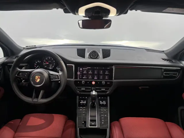 Porsche Macan — Фото автомобиля 14