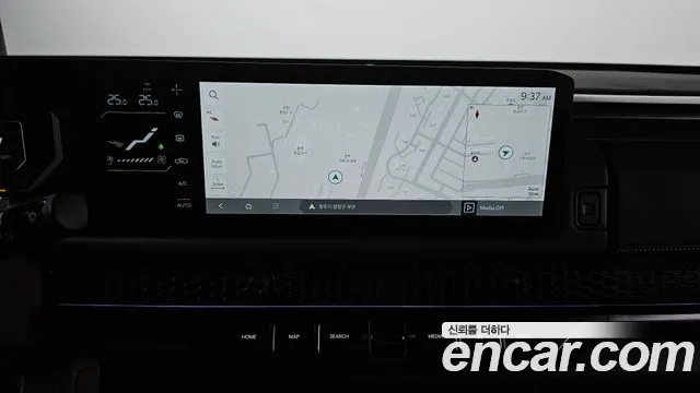 Kia Tasman Tasman 2.5T Бензин 4WD — Фото автомобиля 14