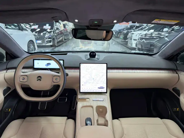 Nio ET7 — Фото автомобиля 11