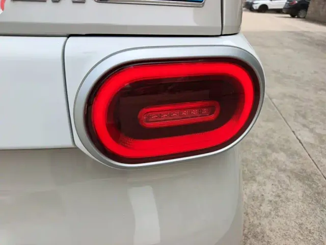 Wuling Hongguang Mini EV — Фото автомобиля 7