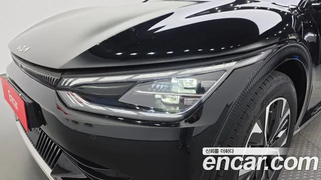 Kia EV6 — Фото автомобиля 22