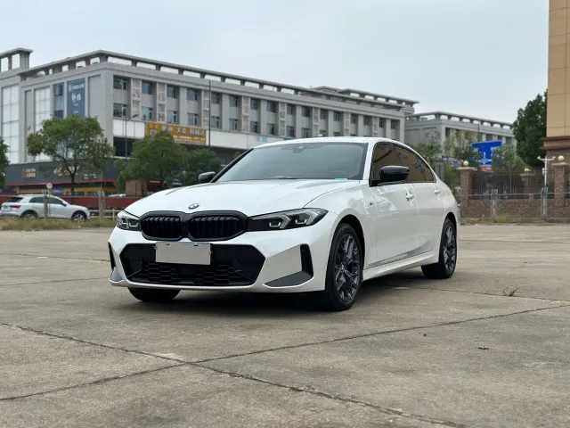 BMW 3 Series — Фото автомобиля 2