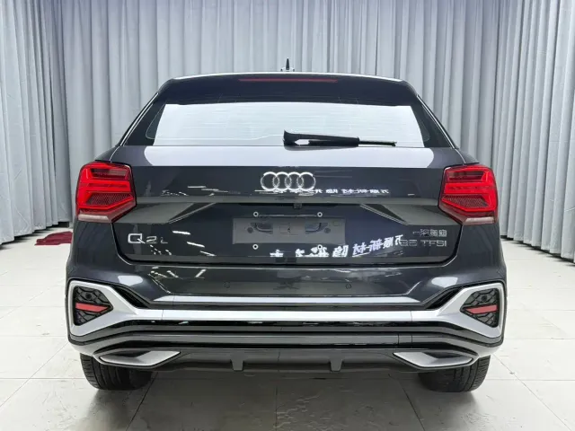 Audi Q2L — Фото автомобиля 4