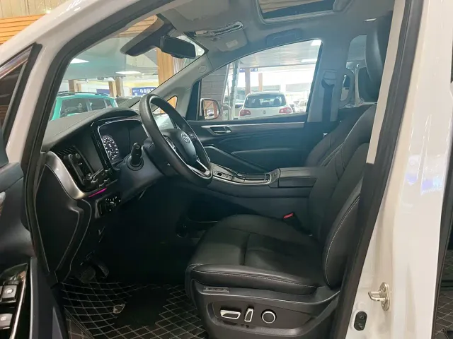 GAC Trumpchi M8 — Фото автомобиля 5