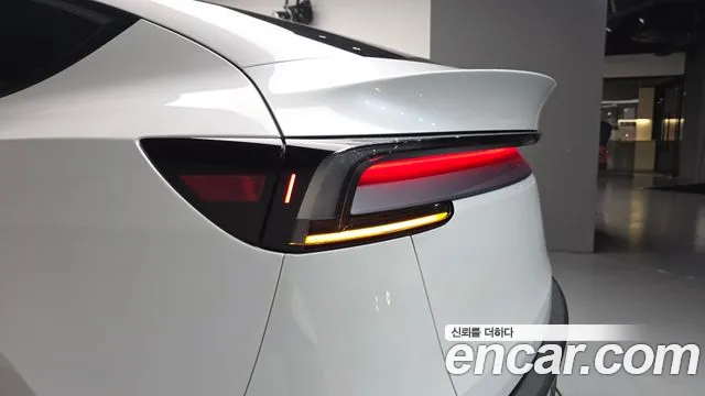 Tesla Model Y Модель Y — Фото автомобиля 7
