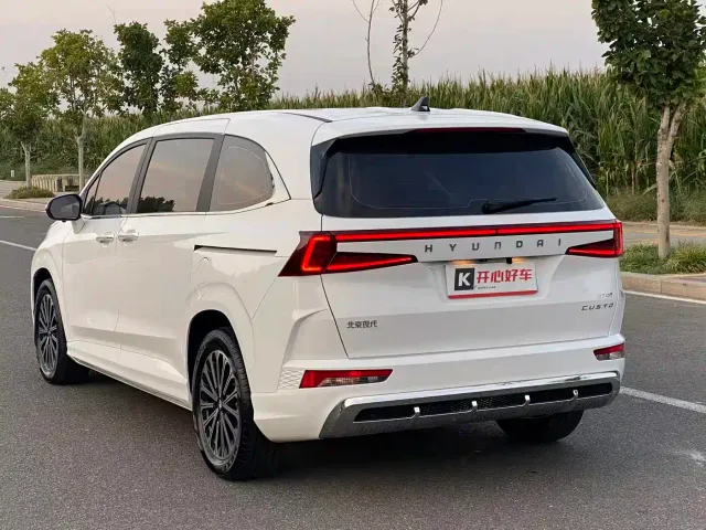 Hyundai Custo — Фото автомобиля 9
