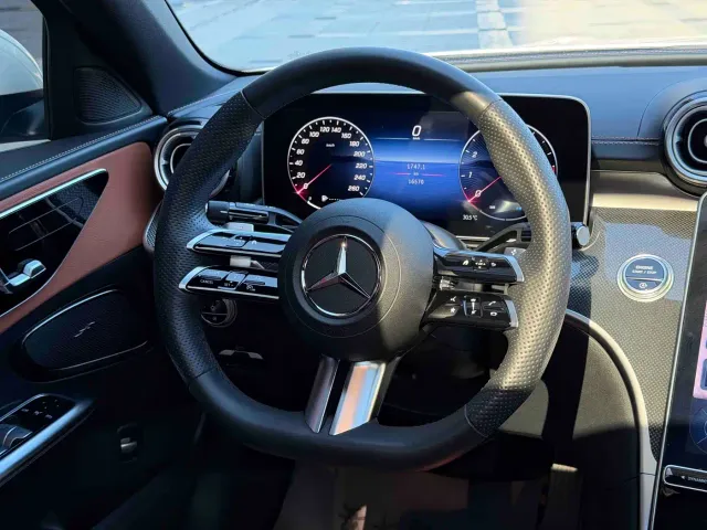 Mercedes-Benz C-Class — Фото автомобиля 11