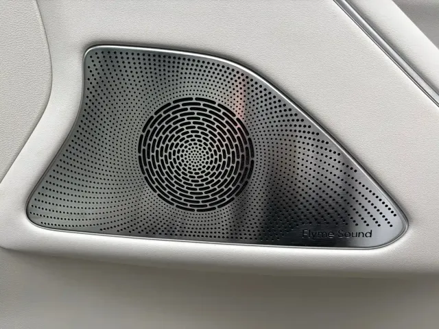 Geely Galaxy M9 — Фото автомобиля 8
