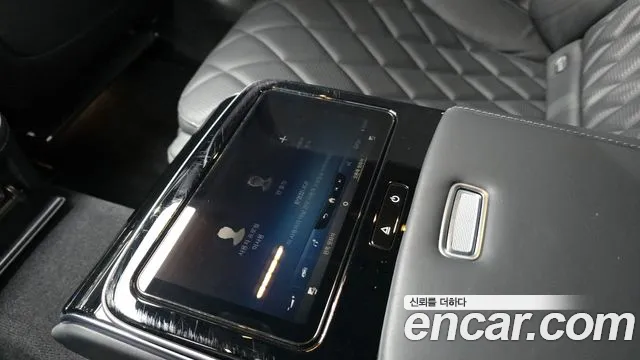 Mercedes-Benz S-Class — Фото автомобиля 18
