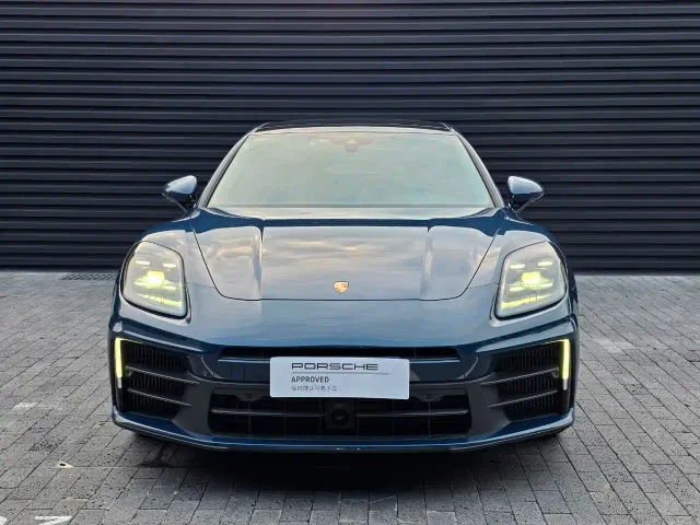 Porsche Panamera — Фото автомобиля 8