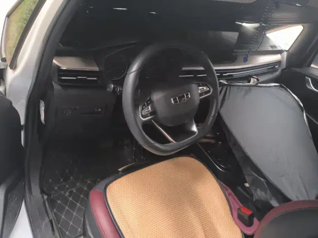Geely Vision X3 — Фото автомобиля 12
