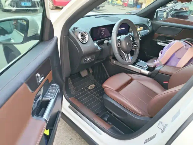 Mercedes-Benz GLB-Class — Фото автомобиля 17