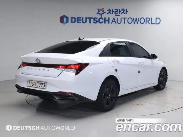 Hyundai Avante CN7 — Фото автомобиля 5