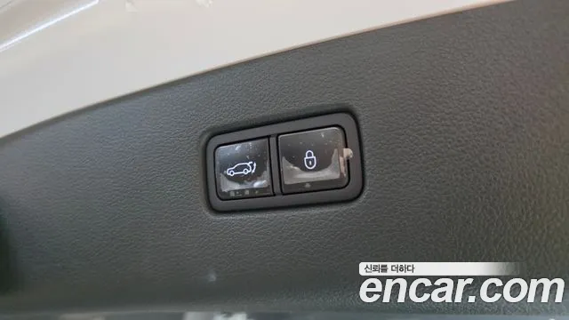 Genesis GV80 — Фото автомобиля 30