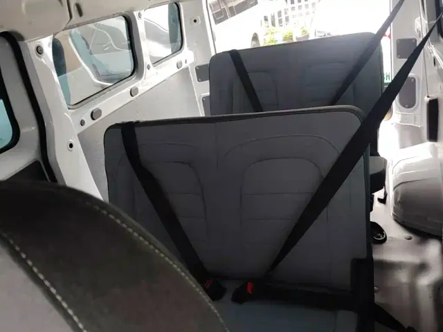Wuling Yangguang — Фото автомобиля 16