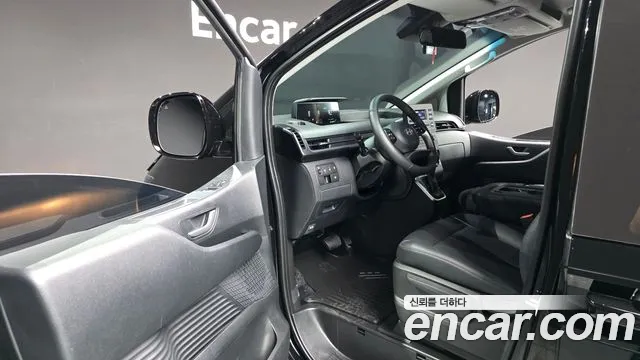 Hyundai Staria — Фото автомобиля 10