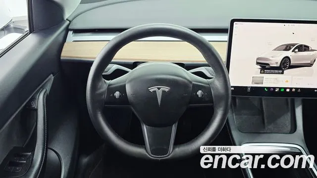 Tesla Model Y — Фото автомобиля 20