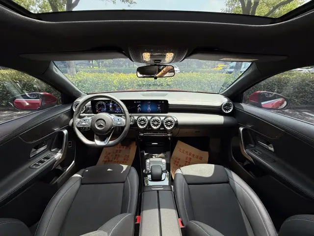 Mercedes-Benz A-Class — Фото автомобиля 12