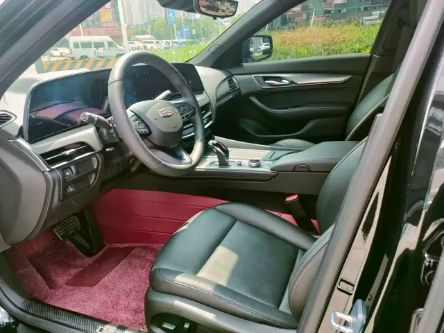 Cadillac CT5 — Фото автомобиля 18