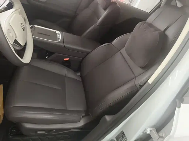 Leapmotor B10 — Фото автомобиля 14