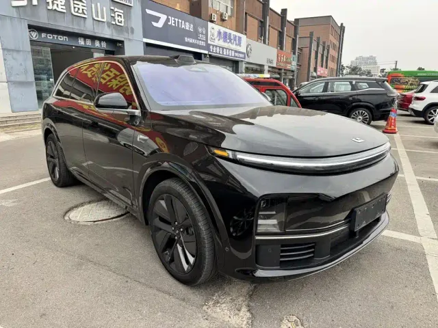 Li Auto L7 — Фото автомобиля 3