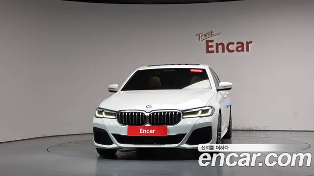 BMW 5 Series G30 — Фото автомобиля 2