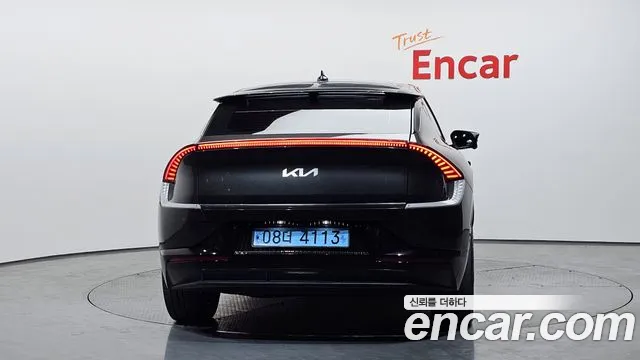 Kia EV6 — Фото автомобиля 4