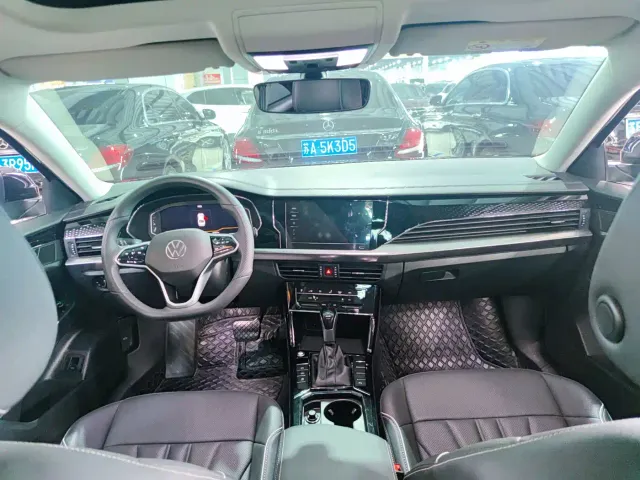 Volkswagen Passat — Фото автомобиля 6