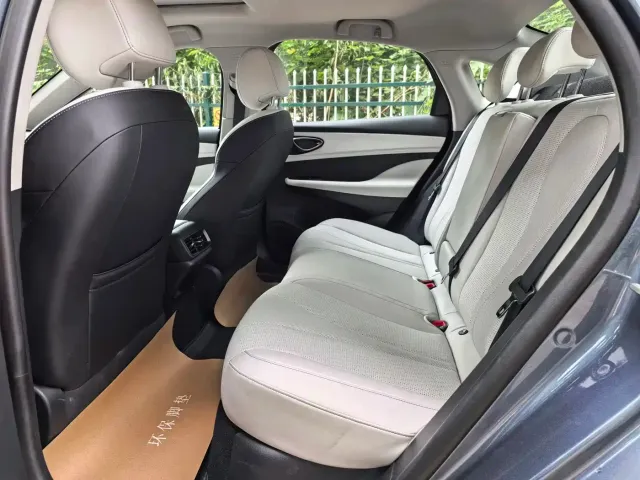 BYD Seal 05 DM-i — Фото автомобиля 8
