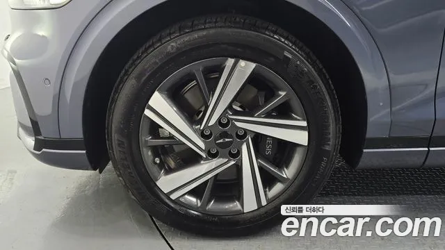 Genesis GV70 2.5T Бензин AWD — Фото автомобиля 5