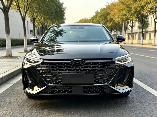 Chery Arrizo 8 — Фото автомобиля 2