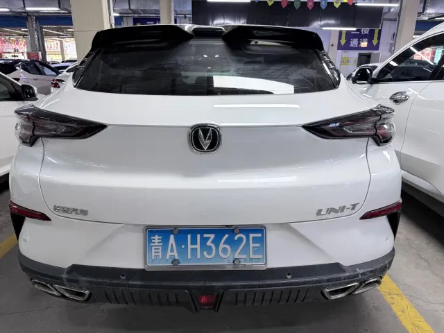 Changan UNI-T — Фото автомобиля 17