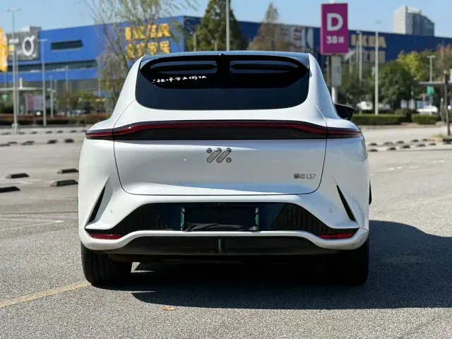 IM Motors IM LS7 — Фото автомобиля 6