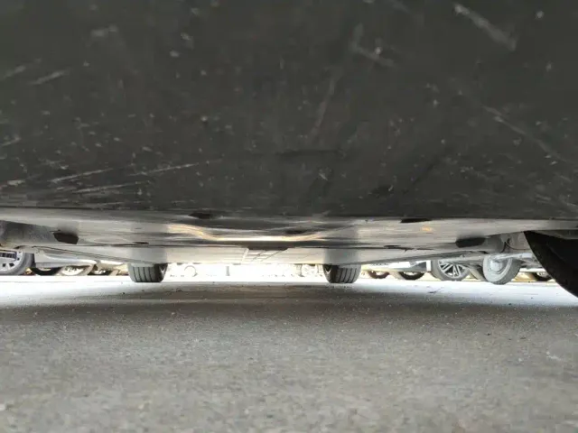 Tesla Model 3 — Фото автомобиля 23
