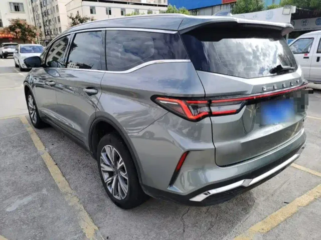 Geely Jiaji — Фото автомобиля 4