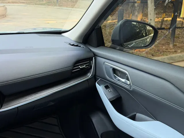 Nissan X-Trail — Фото автомобиля 15