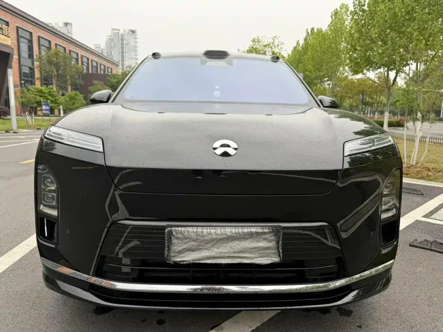 Nio ES8 — Фото автомобиля 6