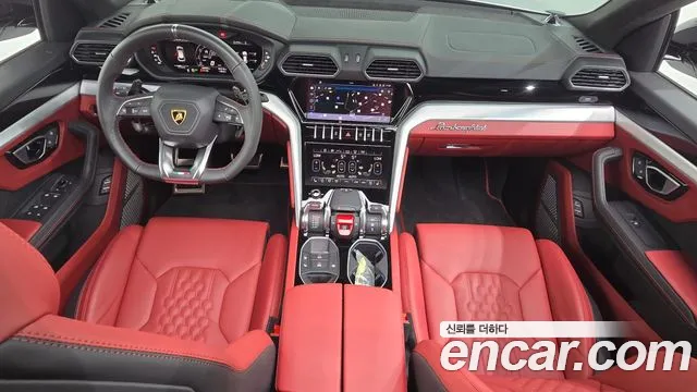 Lamborghini Urus — Фото автомобиля 4