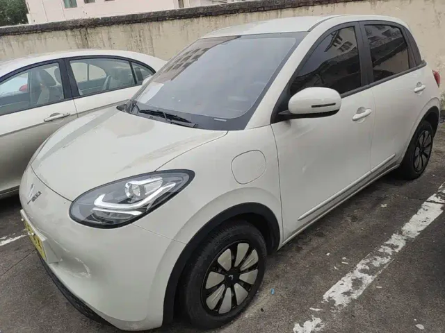 Фотография автомобиля — Wuling Bingo