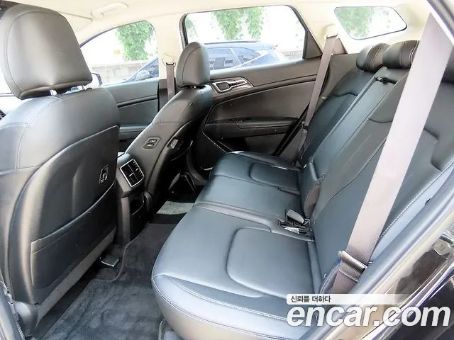 Kia Sportage Sportage 5-е поколение Дизель 2.0 2WD — Фото автомобиля 6
