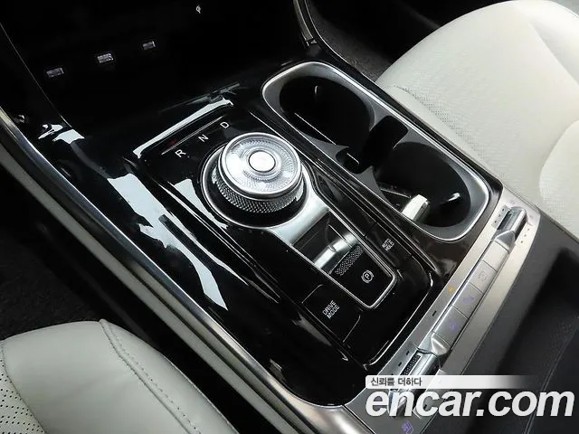 Kia Canival Carnival 4 поколение Бензин 7 мест Signature — Фото автомобиля 10
