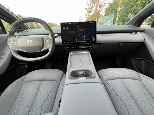 Xpeng P7+ — Фото автомобиля 9