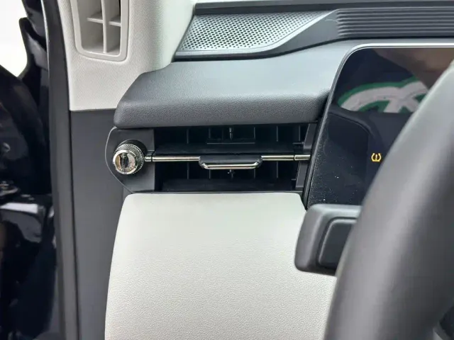 Ford EVOS — Фото автомобиля 12