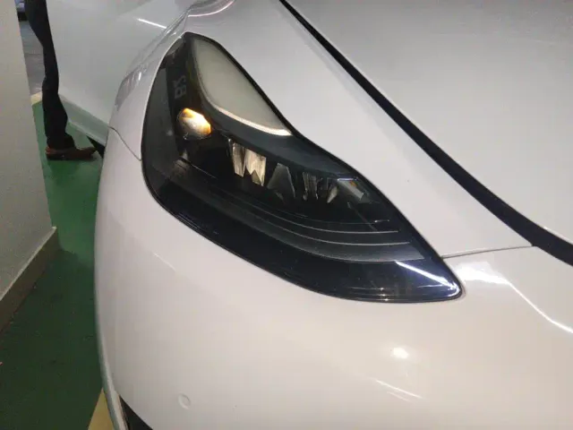 Tesla Model Y — Фото автомобиля 7