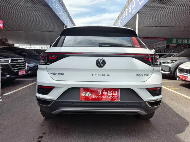 Volkswagen T-Roc — Фото автомобиля 7