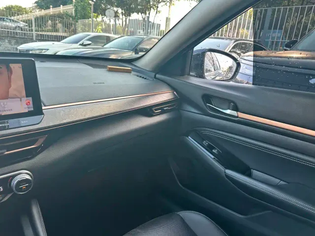 Nissan Teana — Фото автомобиля 11
