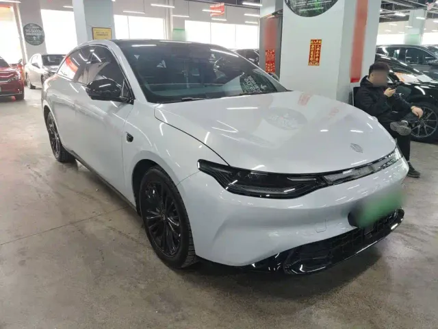 Leapmotor C01 — Фото автомобиля 24