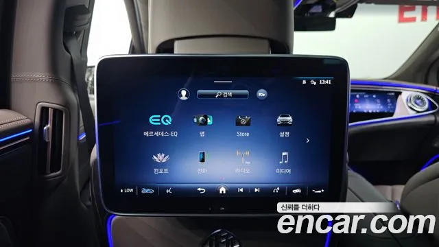 Mercedes-Benz EQS — Фото автомобиля 24